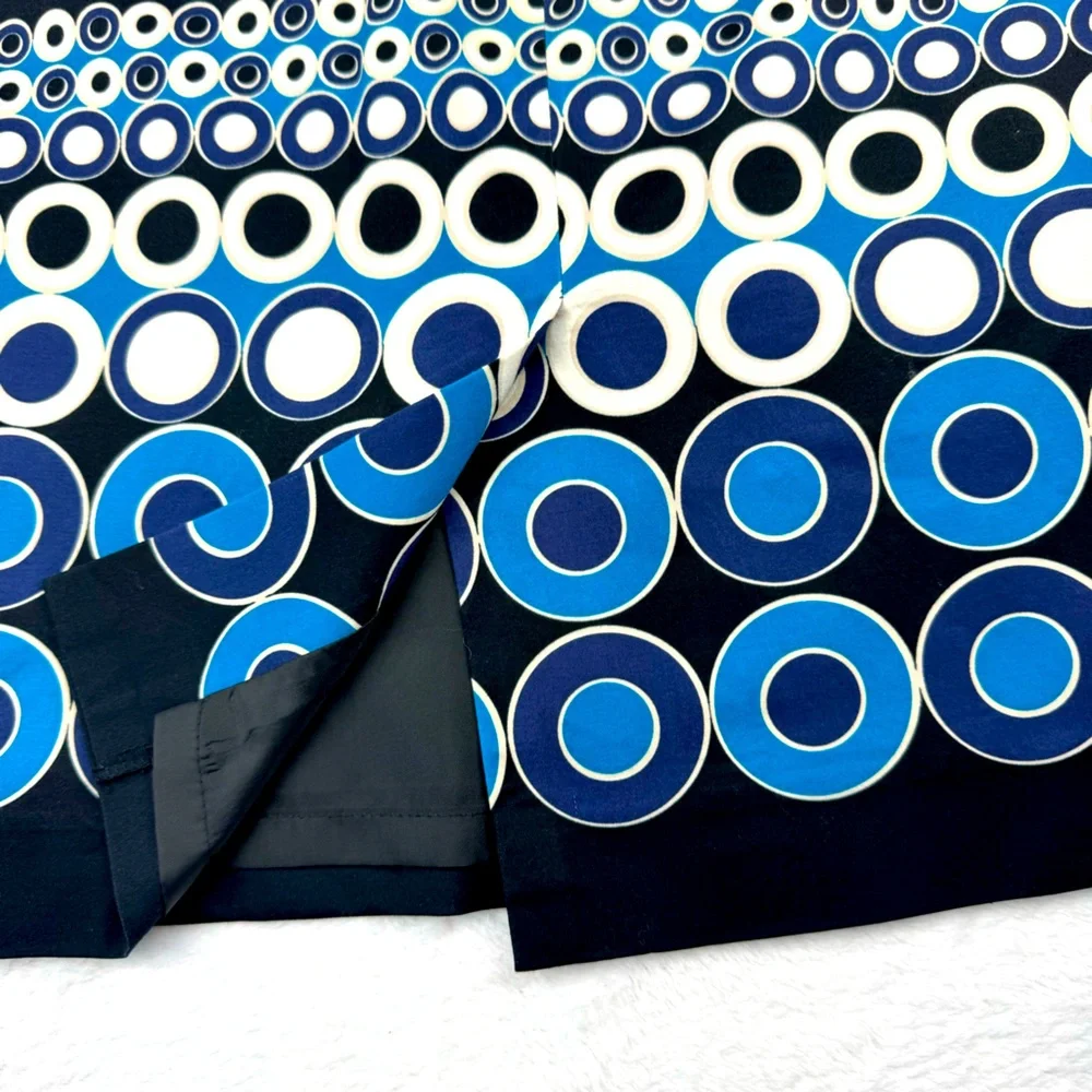 Ann Taylor Black with blue and white circle retro style. Pencil Skirt Size 4.